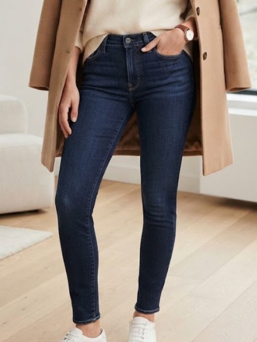 Levi's 711 Skinny Jeans Dark Blue Wash Denim Size 26 Mid Rise Stretch Slim Fit